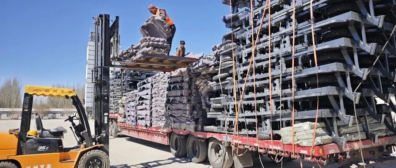 On the Scene | A Documentary of Warehouse Operations in Wuqia, Southern Xinjiang